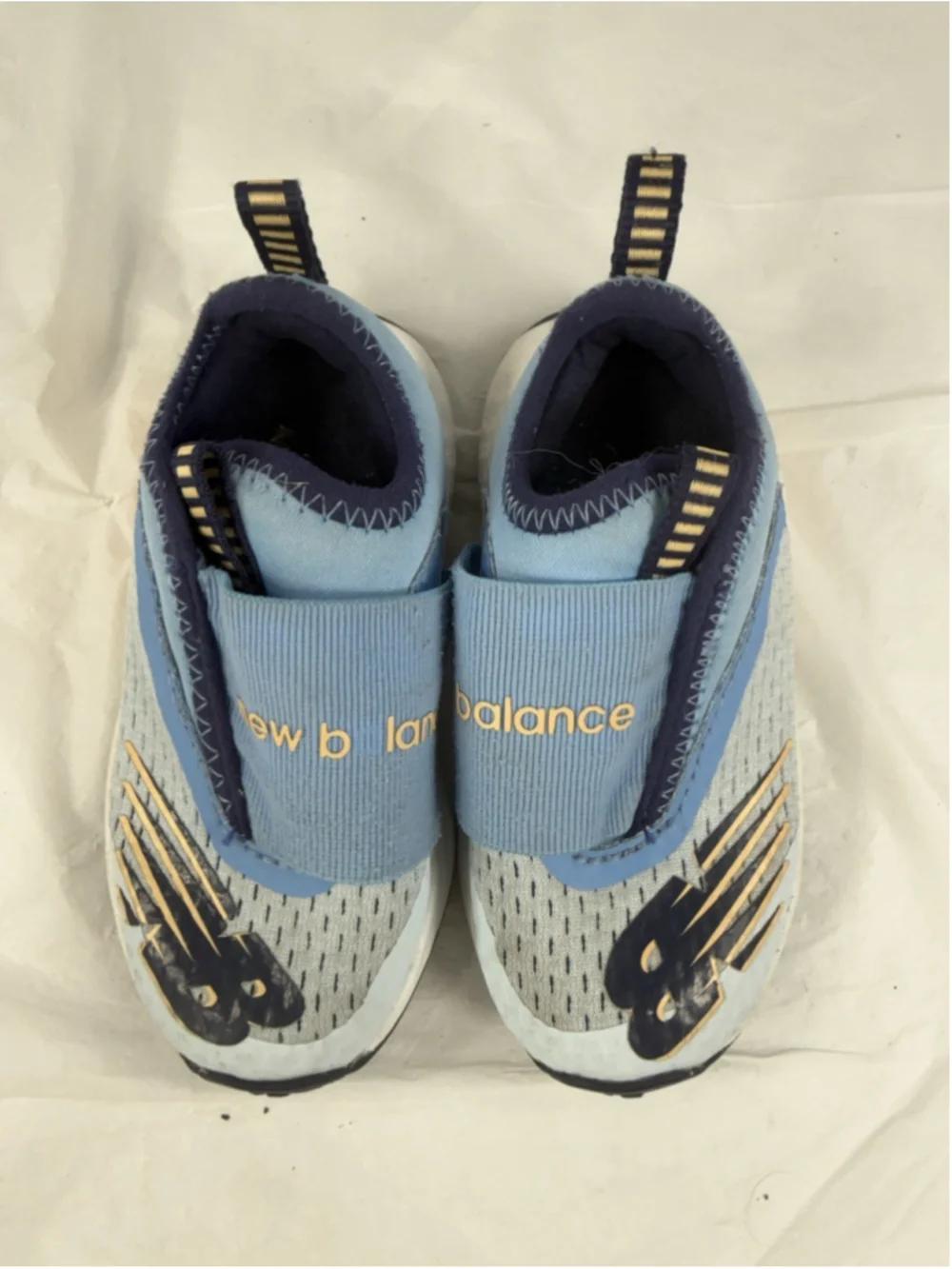 New Balance Fresh Foam Fast v2 Kids Running Shoe Sneakers Slip On Size 6